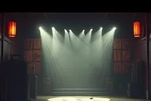 《分镜里的旧城》摊开的分镜稿与铅笔