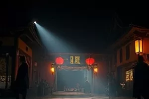 《春分之后的三封信》书桌与三封未拆信件的特写